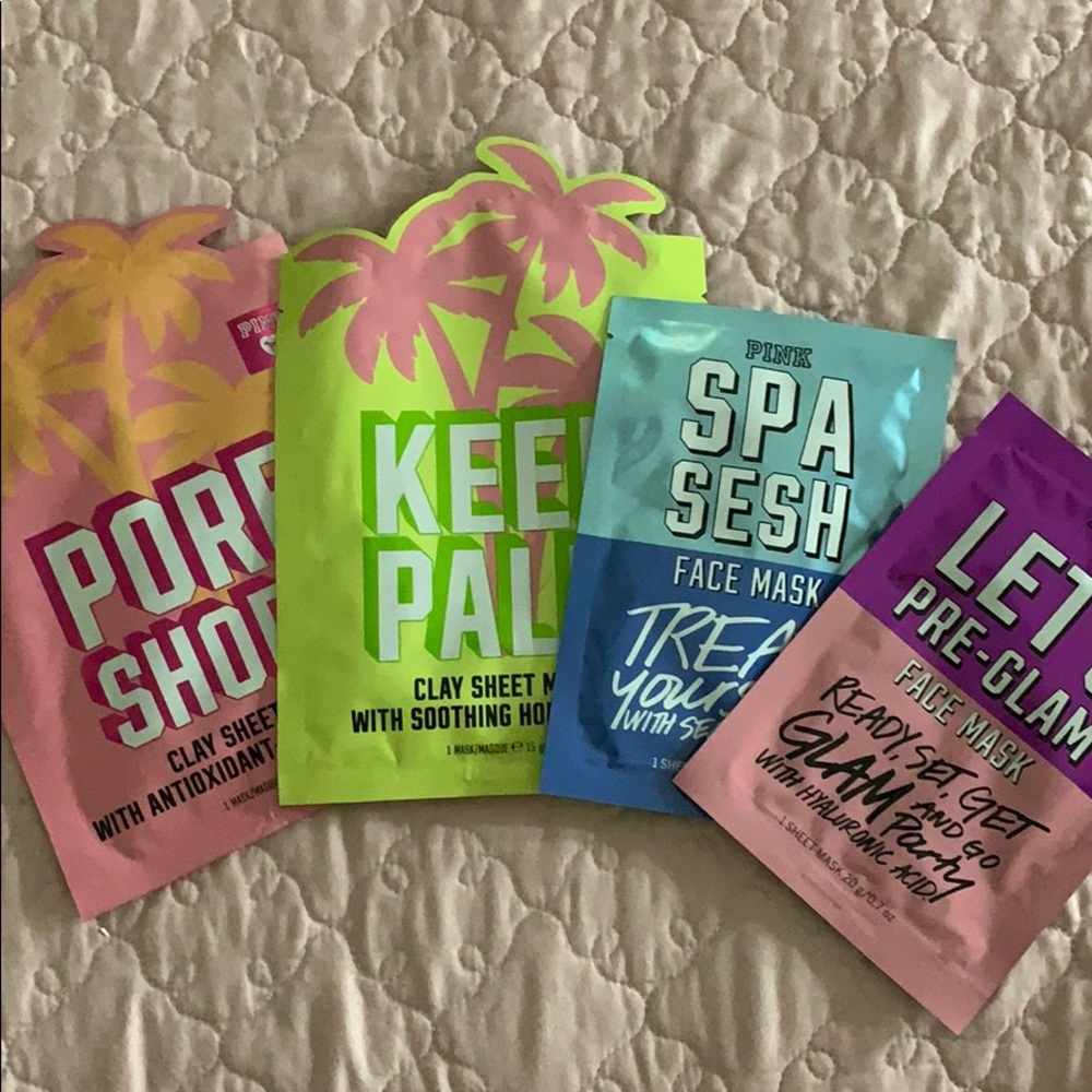 Brand new Victoria’s Secret pink face mask!